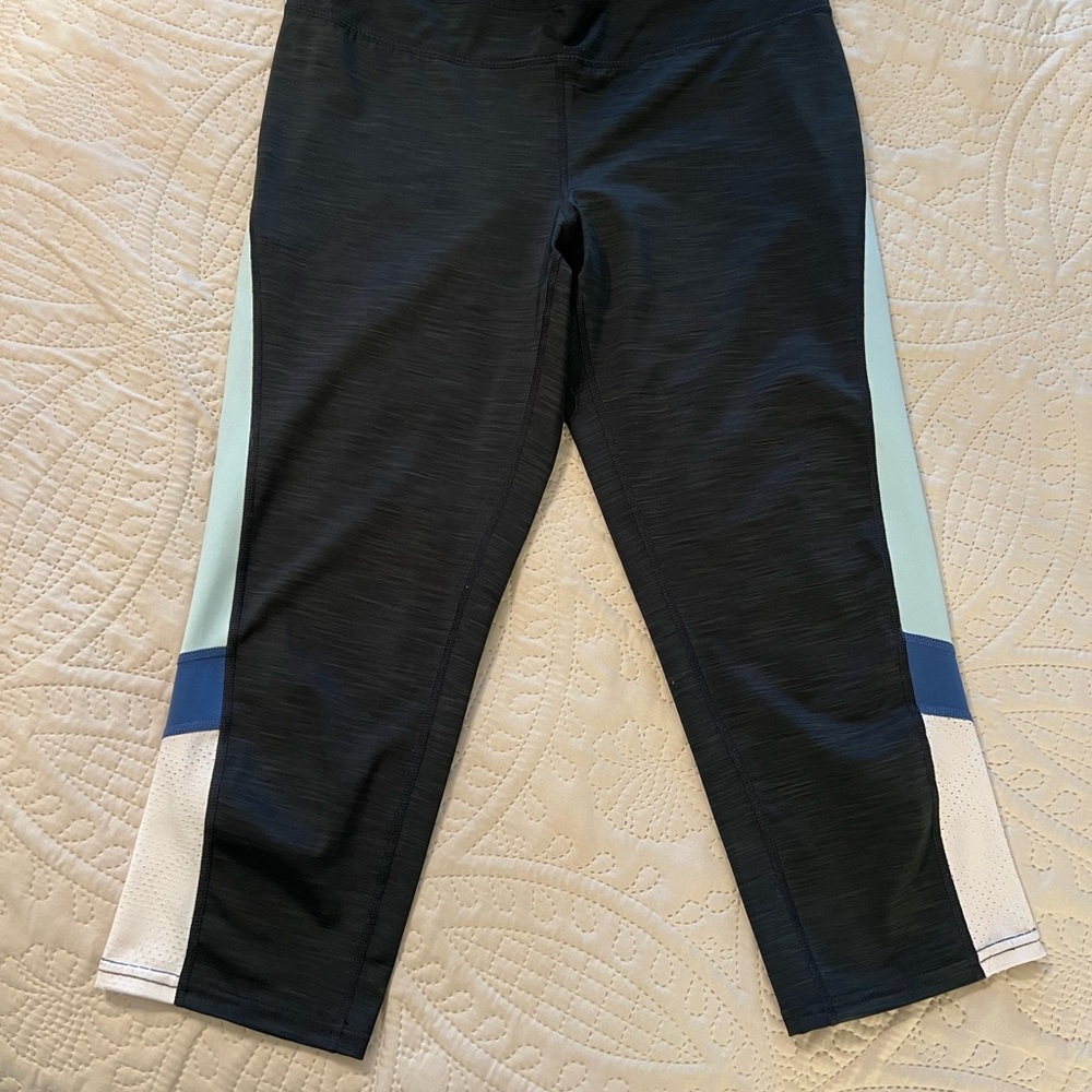 Tangerine Knit Workout Capris